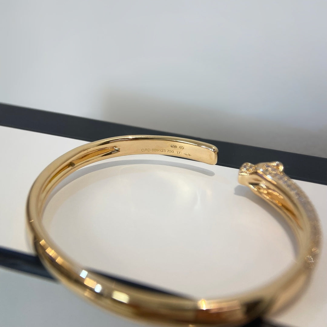 [Regal Jewels]PANTHERE GOLD DIAMOND OPEN BRACELET