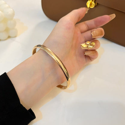 [Regal Jewels]PANTHERE GOLD DIAMOND OPEN BRACELET