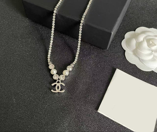 [Regal Jewels]Double C Necklace with Pearls & Cubic Zirconia