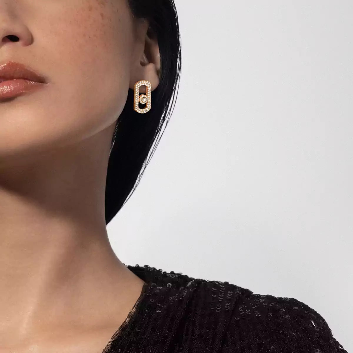 [Regal Jewels]So Move Pave_-Set Diamond Earrings in Silver
