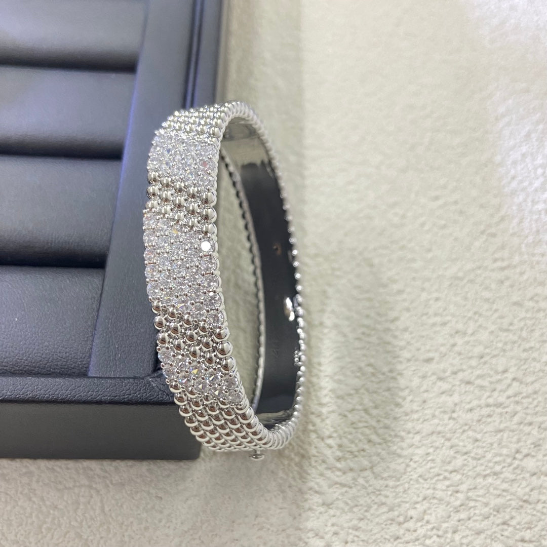 [Regal Jewels]  FIVE-ROW DIAMOND BRACELET