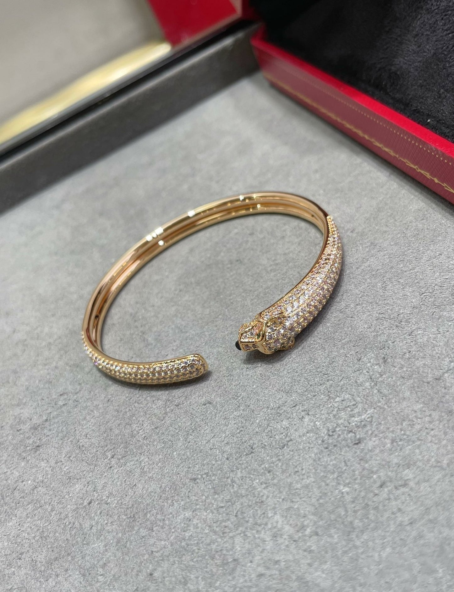 [Regal Jewels]PANTHERE FULL DIAMOND OPEN BRACELET